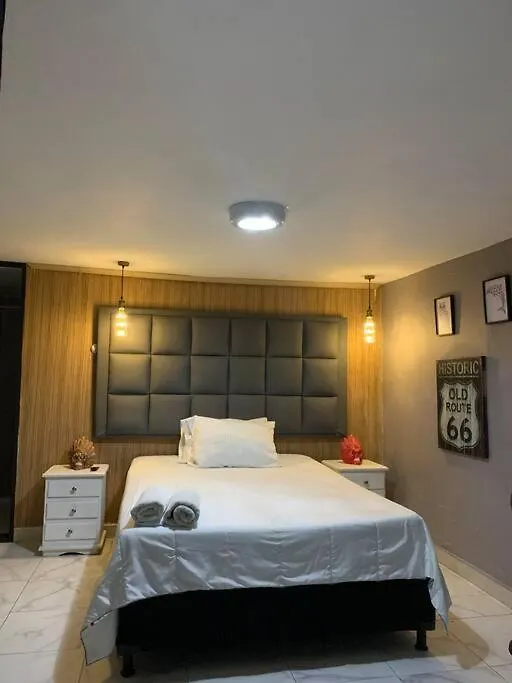 Deluxe Suite Rome #9 Icon Poblado 301 Medellín
